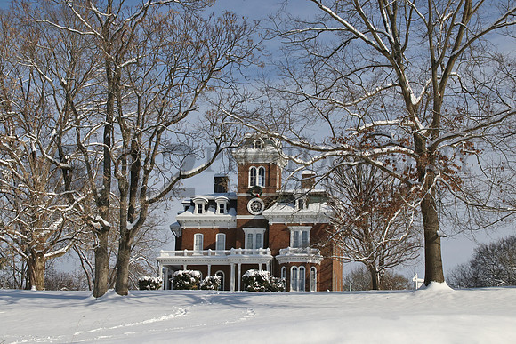 TNMansionSnow8908